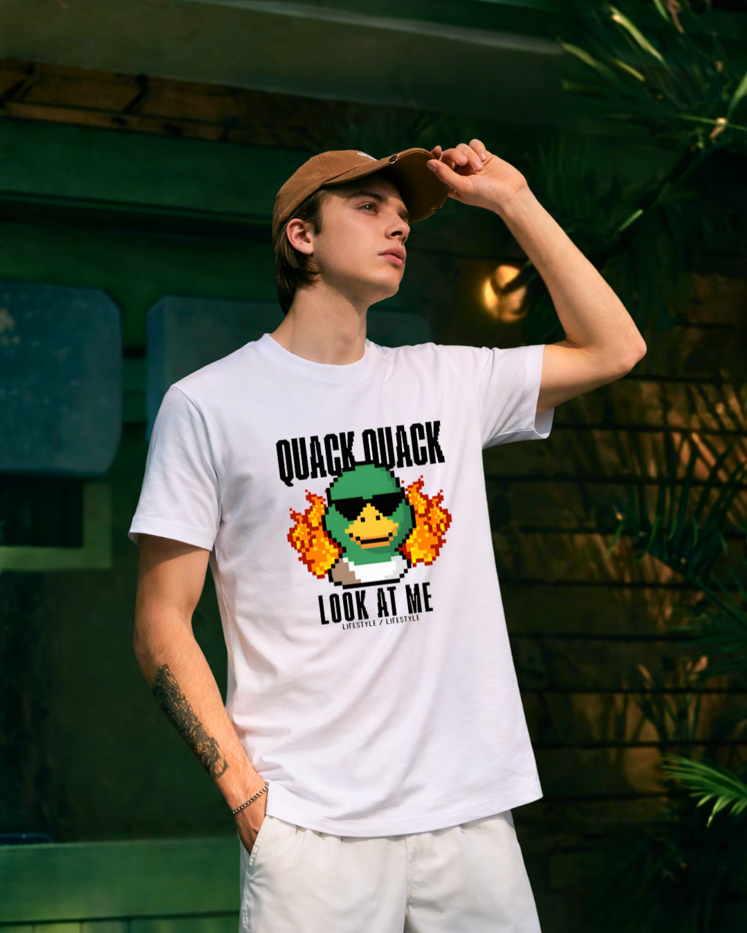 LOOK AT ME Regular T-shirt